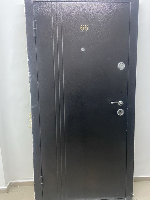 Входная дверь замок новый