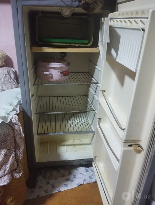 Продается холодильник Саратов