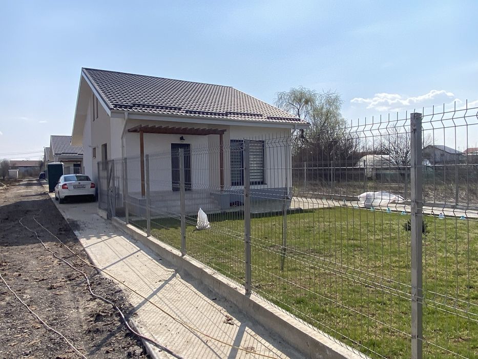 Casa individuala, curte proprie, zona linistita