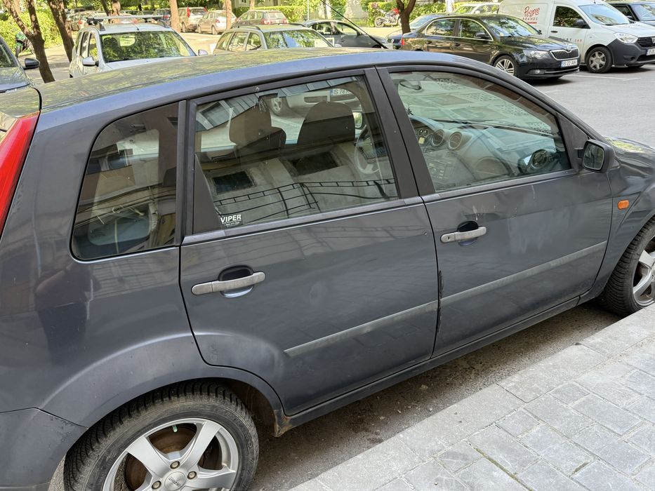 FORD Fiesta 2007 — imagine 2