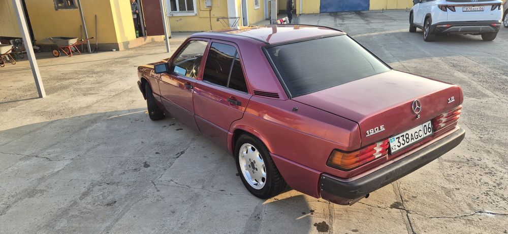 Продается Мерседес 190