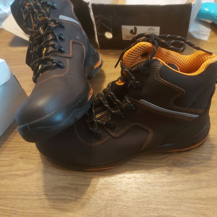 Ново! Зимни работни обувки - 44 номер