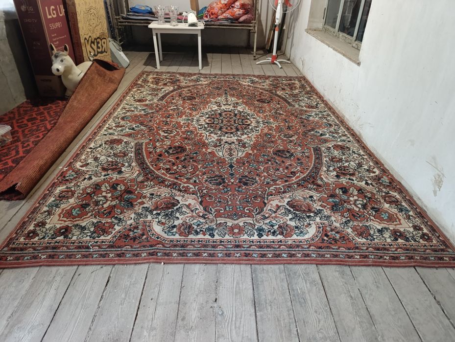 Продам винтажный ковер "русская красавица"