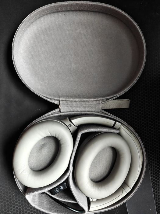 Наушники Sony xm4