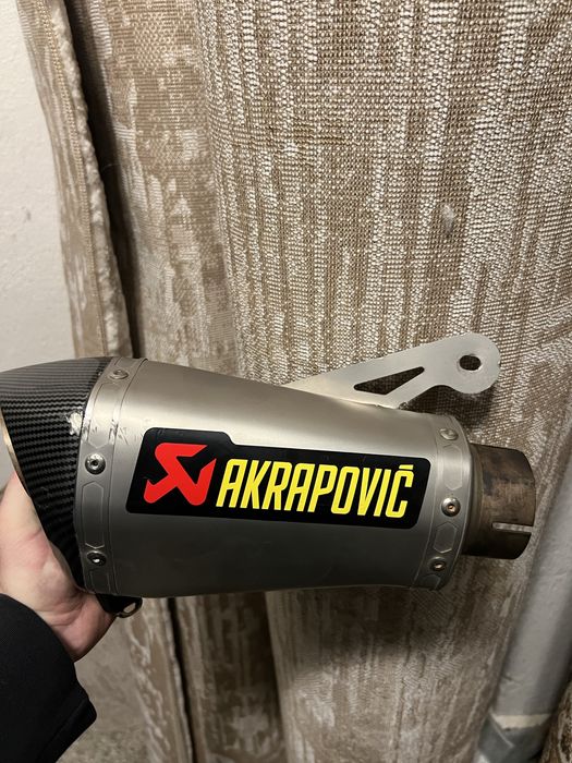 Титаниева генерация AKRAPOVIC! BMW S1000RR