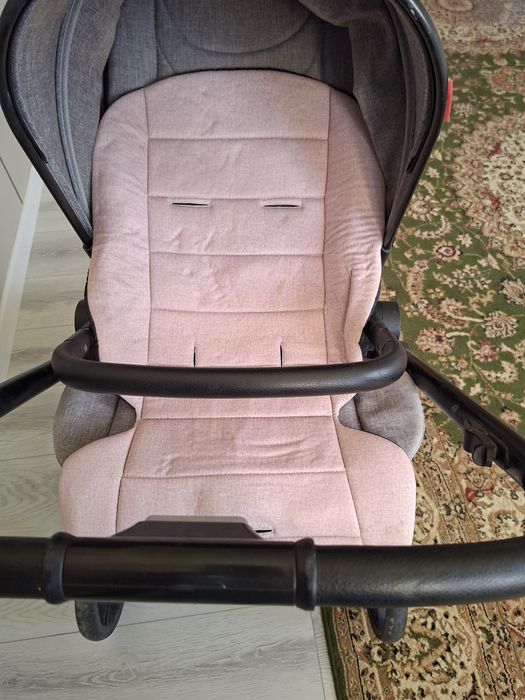 Коляска отличным состоянием