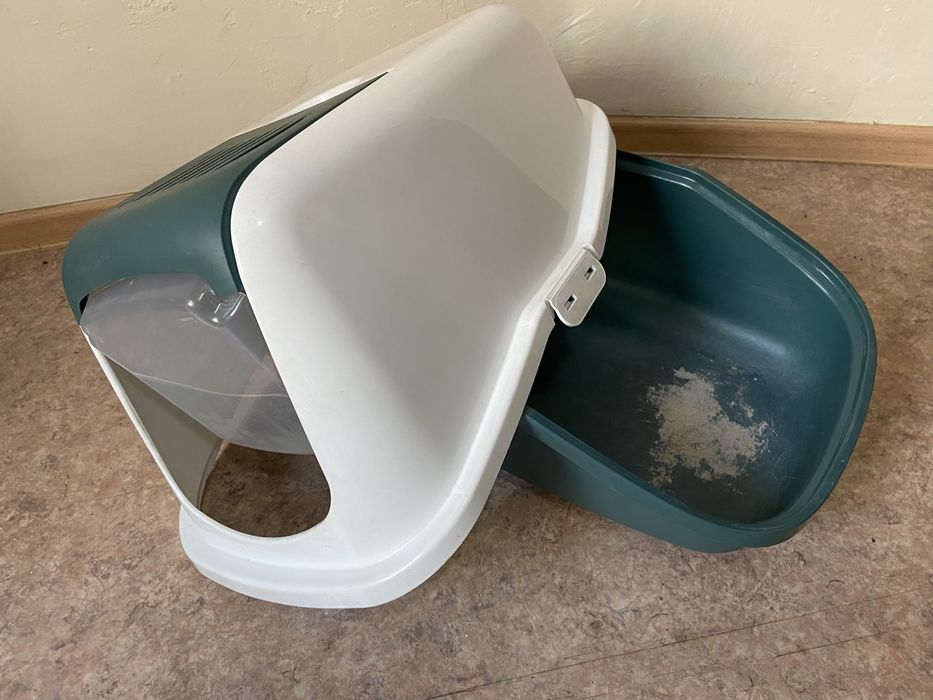 кошачий лоток б/у бренд savic