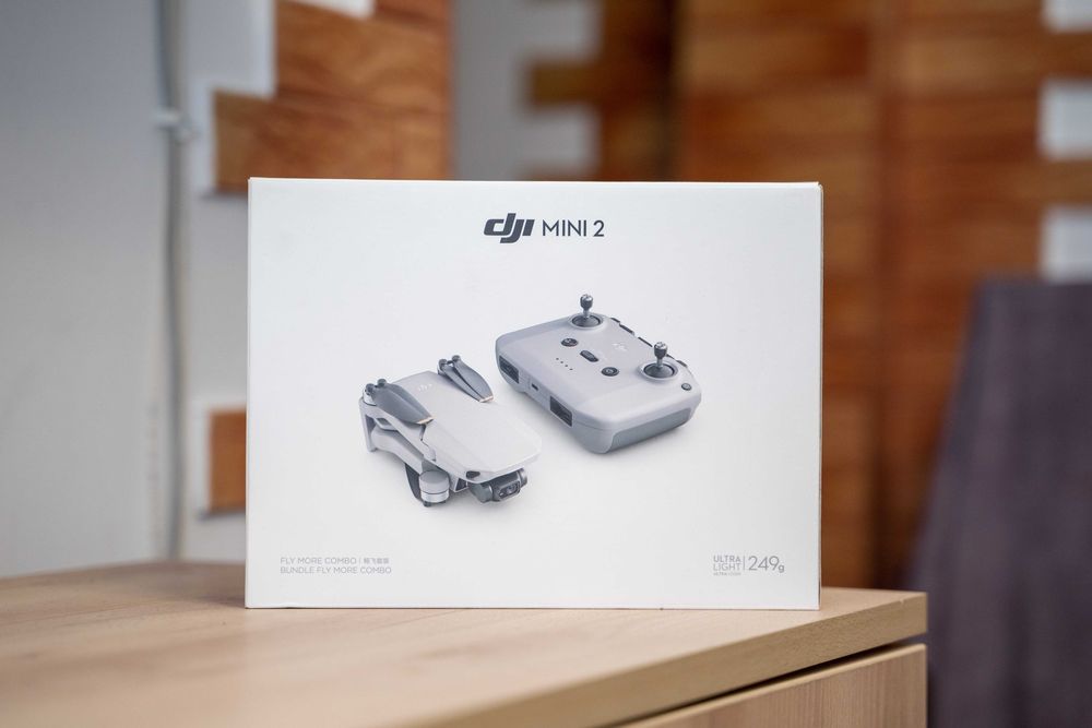 Drona DJI Mini 2 Fly More Combo 4K