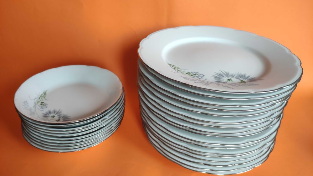 *Limoges France* чинии за супа и основно от фин порцелан