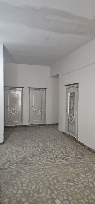 Дукон учун стелажлар ва турар жой сотилади