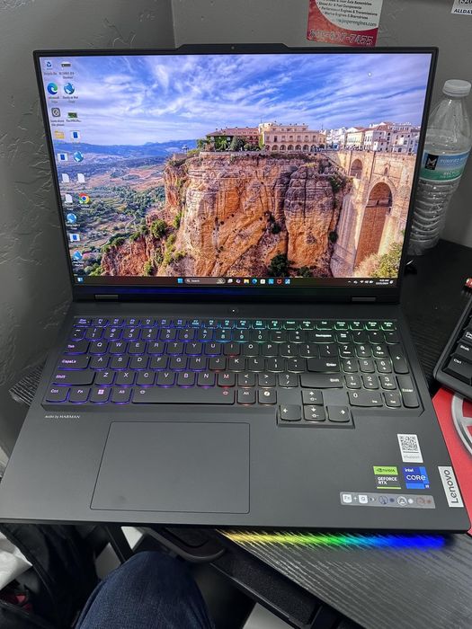 Lenovo Legion Pro 5 16 RTX 5060