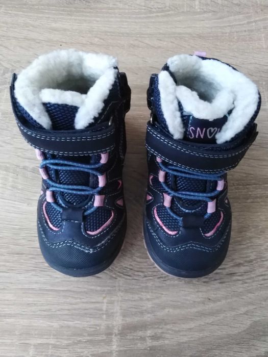Боти за момиче 22 номер