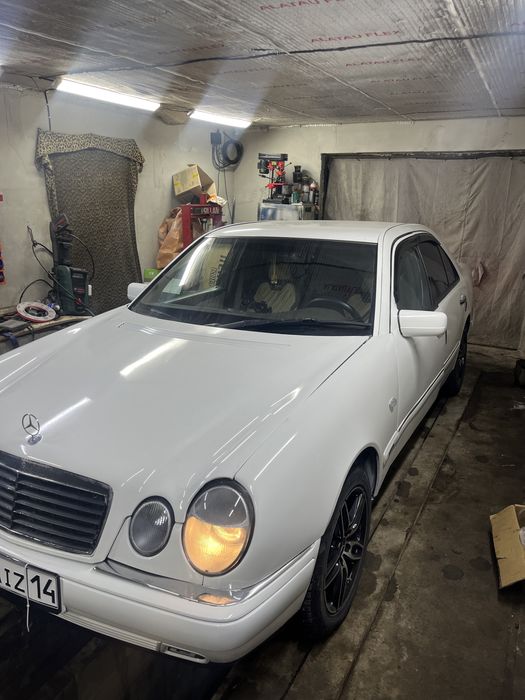 Мерседес w210 e230