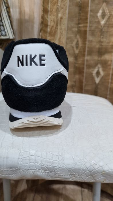 Кроссовки NIKE натуралка