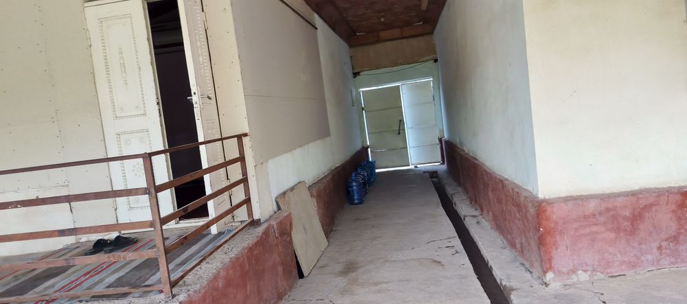Uchastka sotiladi srochno