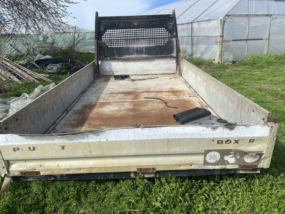 Bena de Peugeot Boxer pret 2000lei