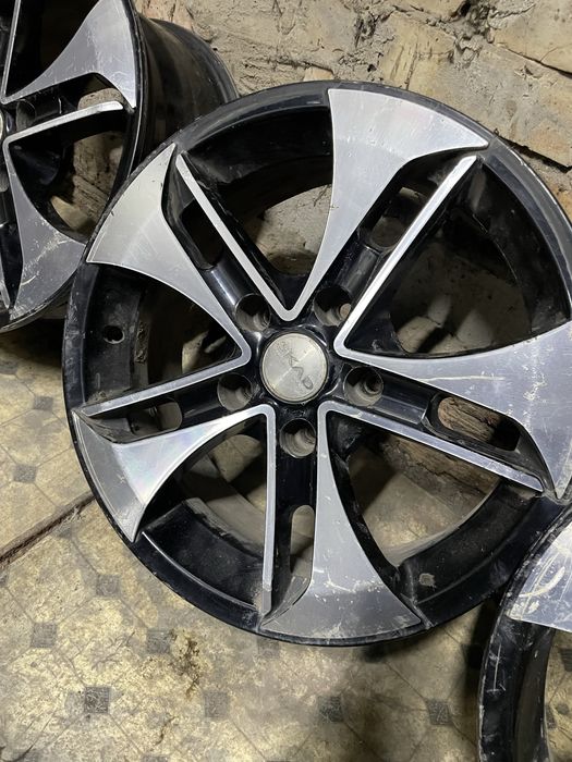 Продам диски 16 размер