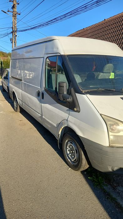 Autoutilitară Ford Tranzit