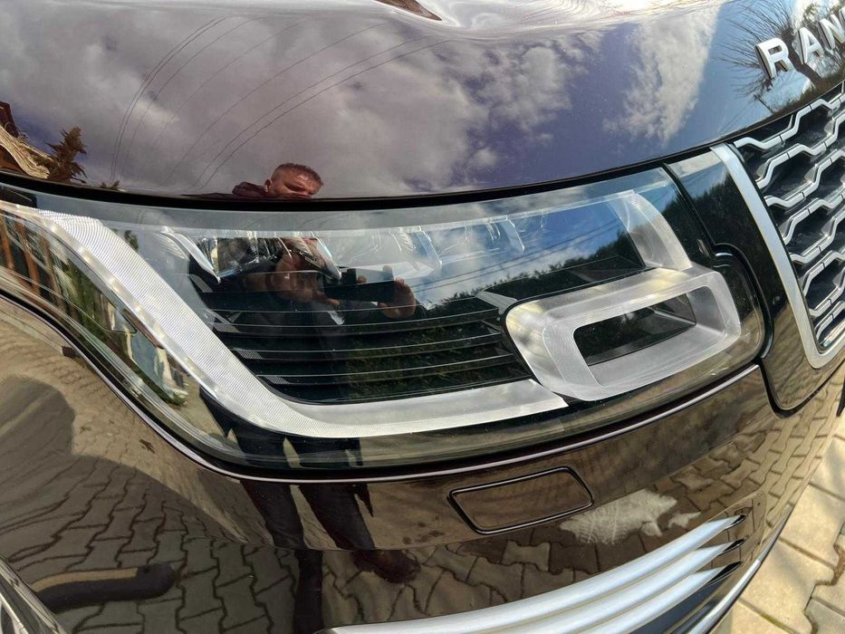 Land Rover-Range Rover