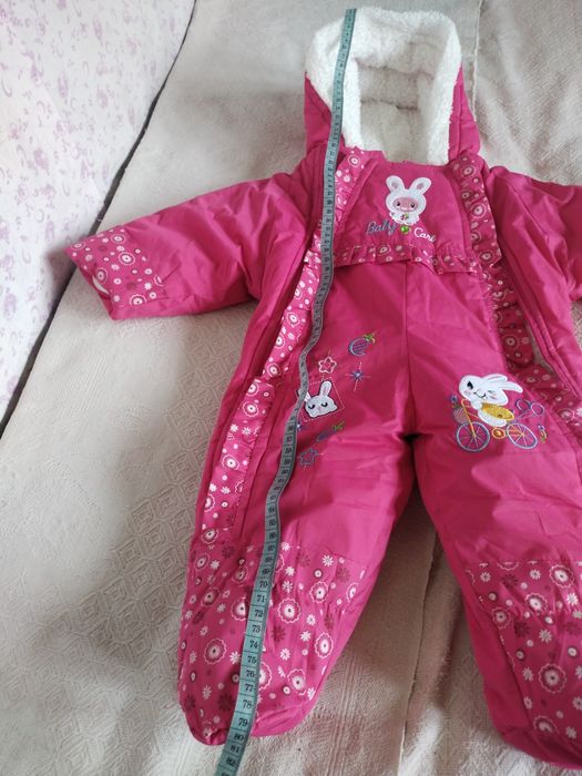 Продам комбинезон для девочки
