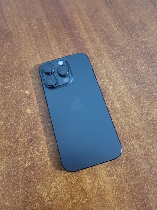 Iphone 16 pro 128 esim