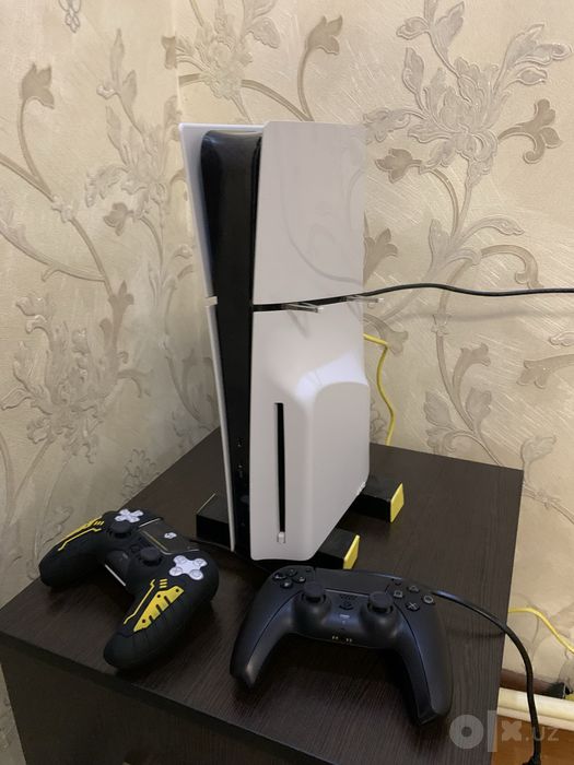 Ps5 slim 1 tb с дисководом PlayStation5 slim с подпиской плюс delux