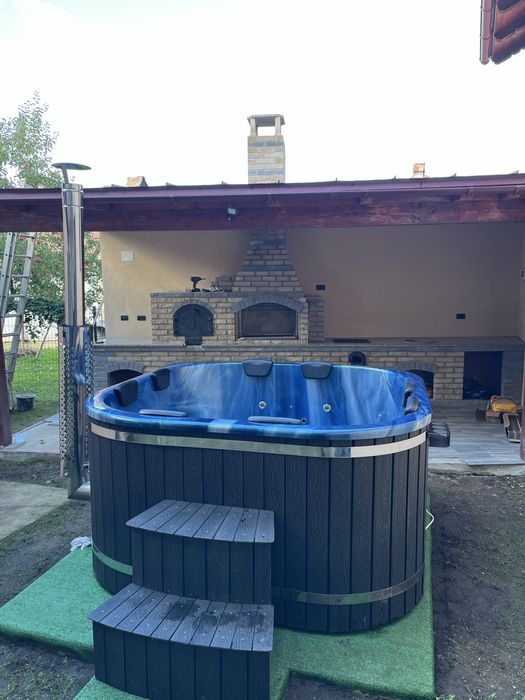 Ciubar din fibra jacuzzi