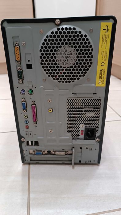 Кутия за настолен компютър Middle tower ASUS с дънна платка