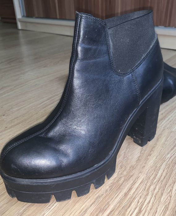 Botine din piele marimea 40