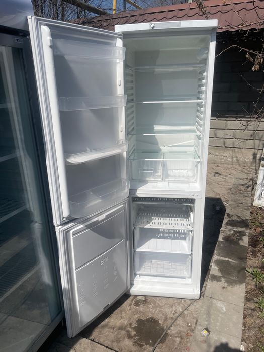 Холодильники разные с доставкой