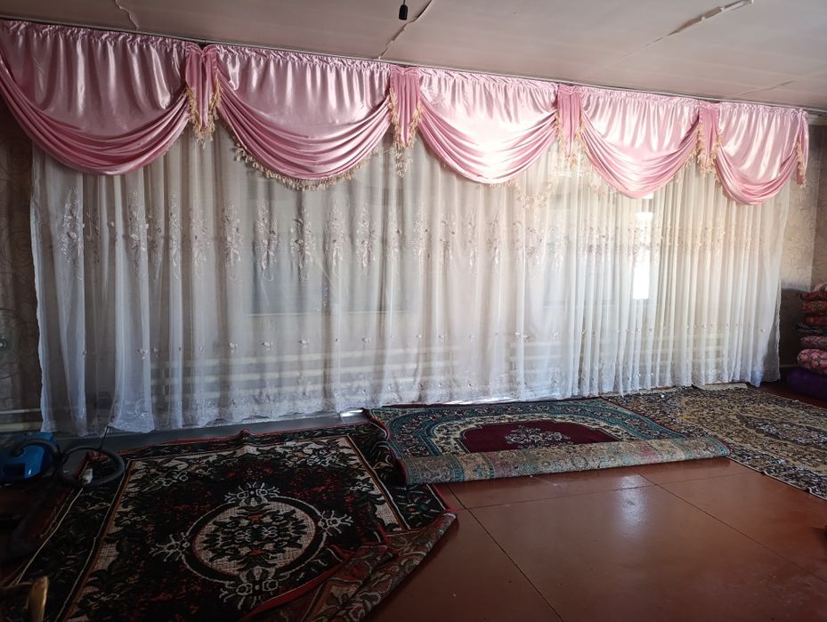 Парда сотилади, 8 м ли уйники, ёнида Яна портьералари бор,р