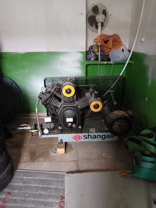 Продам компрессор