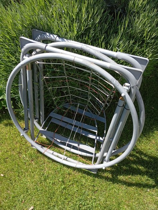 Продавам шезлонги