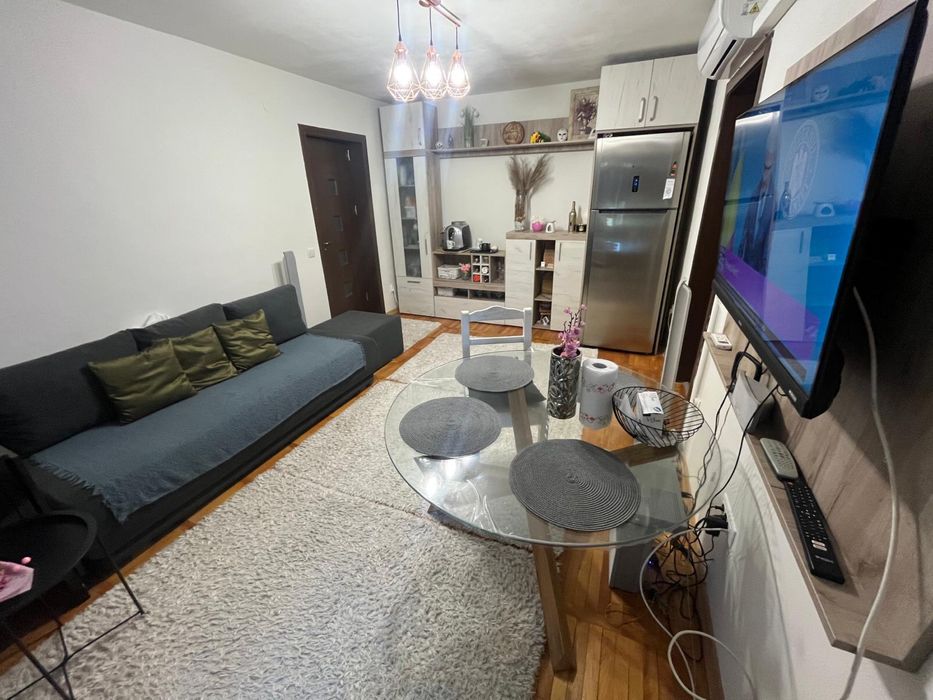 Apartament 3 camere de inchiriat