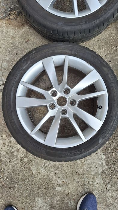 Jante aliaj Skoda R17 cu anvelope Hancook Runflat 225/45/R17