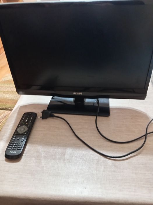 Здравейте продавам телевизор philips