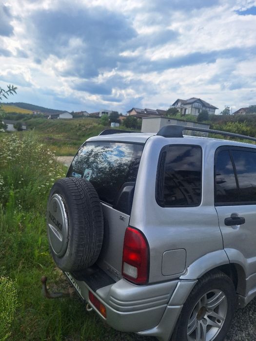 Vând Suzuki grand vitara