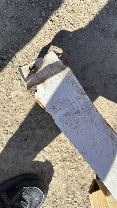 Продам крылья на камри 40