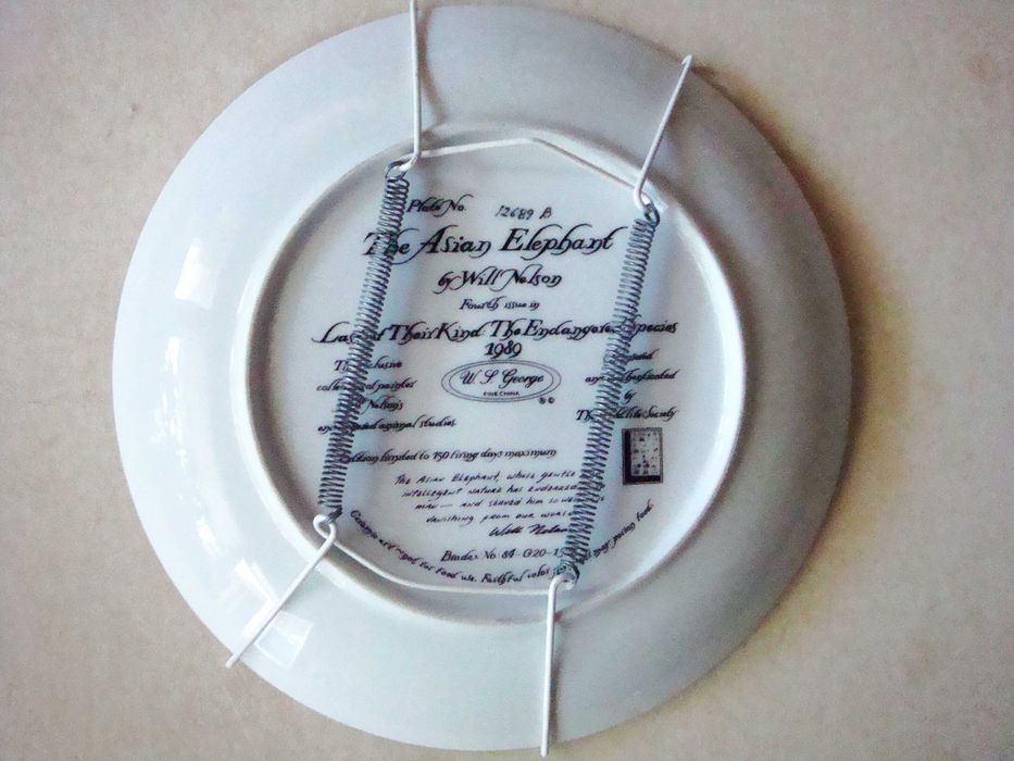 2 Декоративни чинии за стена от Will Nelson