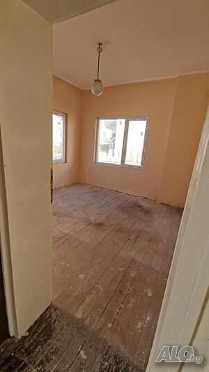 Продава къща в центъра на гр.Ардино