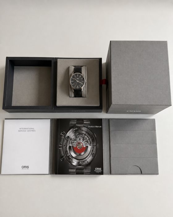 Oris Artix Pointer Moon Automatic Отлично Състояние