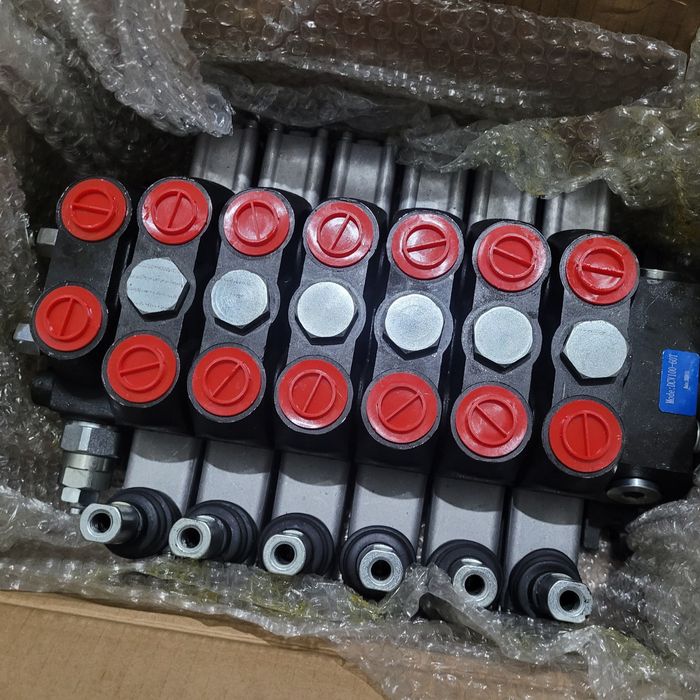 Гидроспределитель  6р100  , 4 р120  .МТЗ. ЮМЗ  Манипулятор