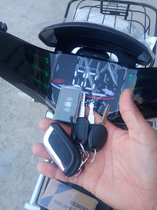 Skuter sotiladi holati ideal