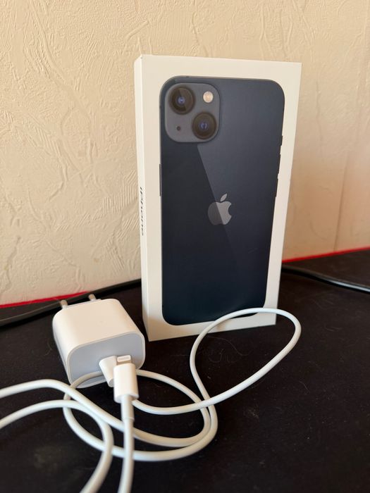 iPhone 13, 256GB, Midnight Blue
