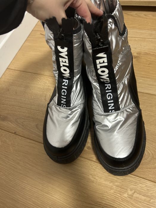 Дамски апрески