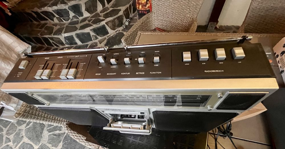 Universum Super Sound 16000