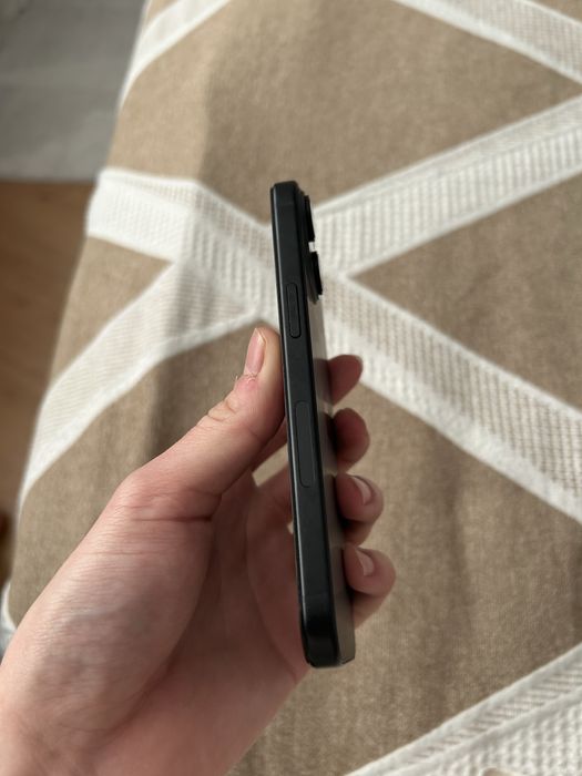 Айфон 15 продам.