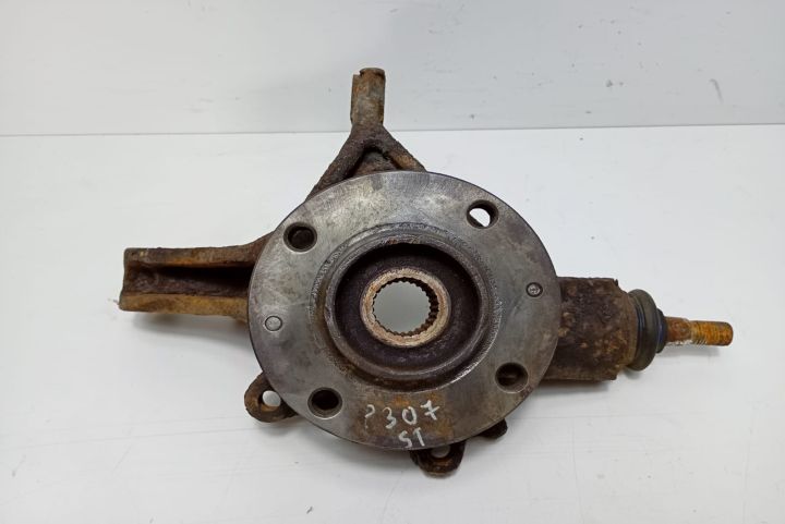 Fuzeta stanga fata Peugeot 307  seria