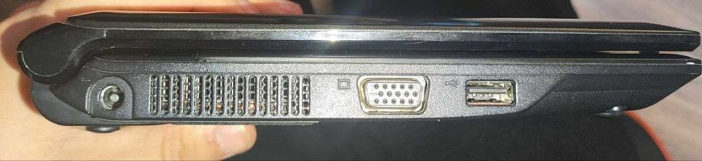 Нетбук Fujitsu M2010