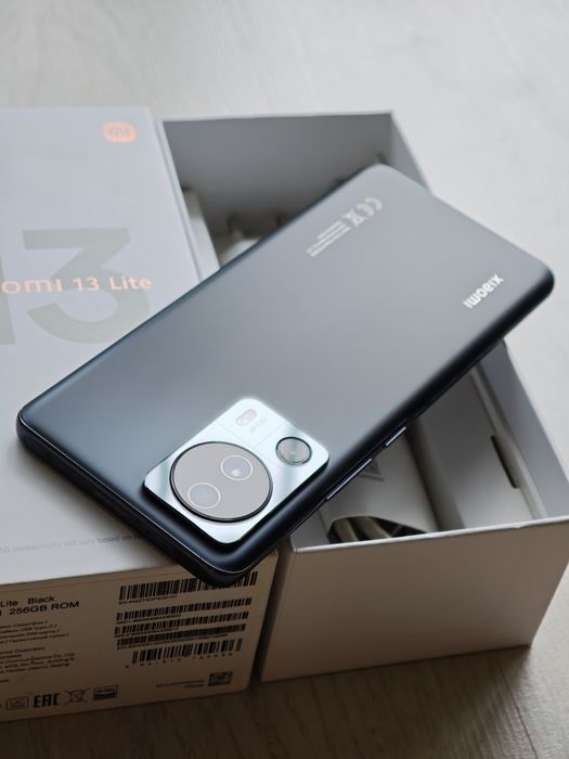 Xiaomi 13 lite 256 gb Ram 8 5G